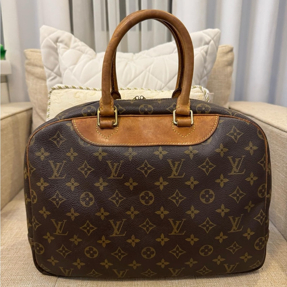 Louis Vuitton Classic Brown Monogram Satchel authentic 100%